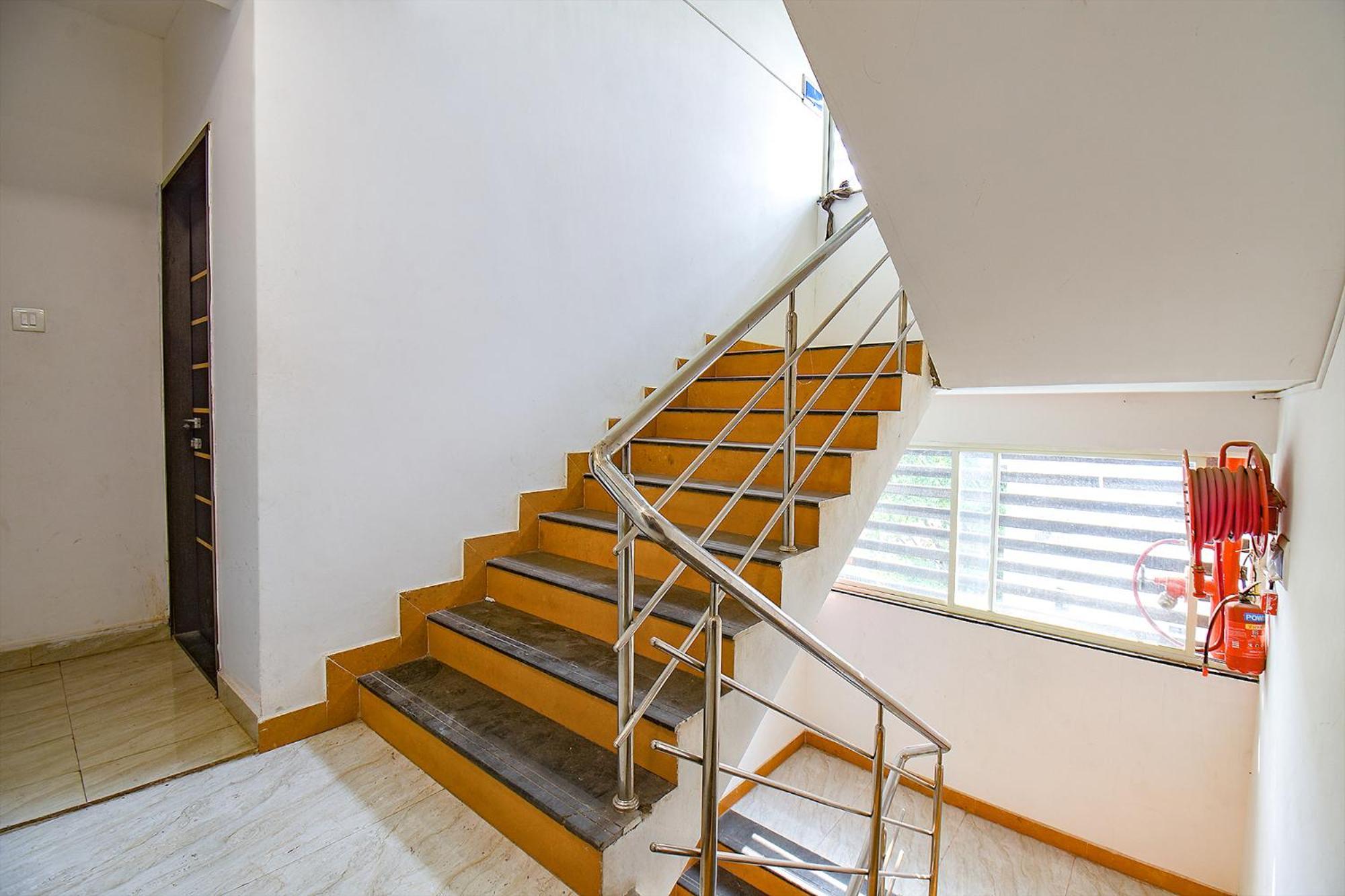Fabhotel M S Hospitality Пуна Экстерьер фото